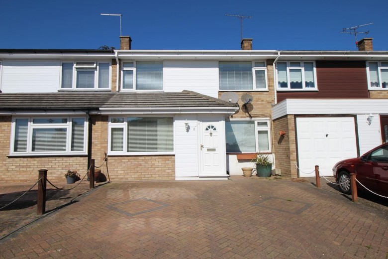 Click the photo for more details of Kelvedon Close, Billericay, Essex