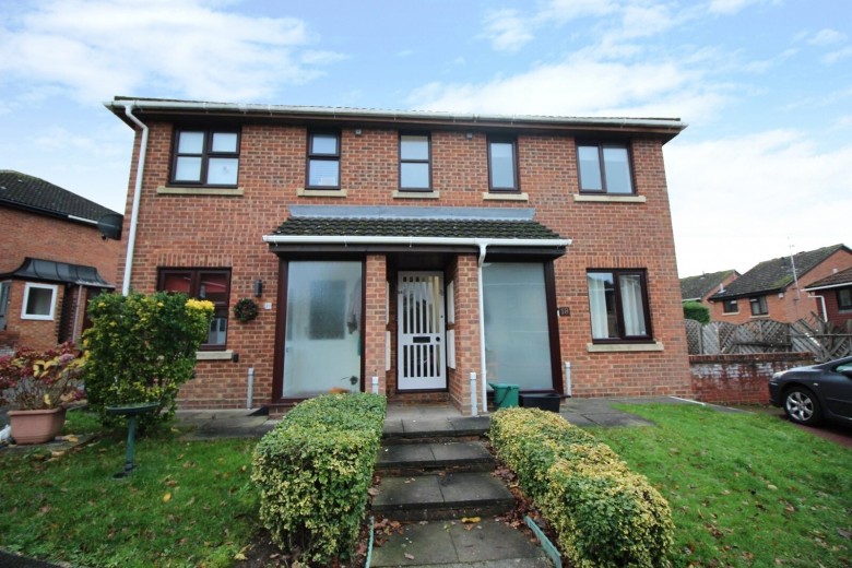 Click the photo for more details of Portman Drive, Billericay, Essex