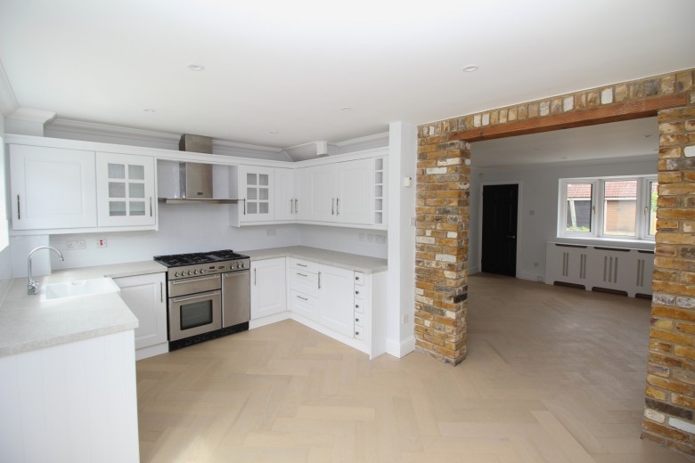 Click the photo for more details of Laindon, Basildon, Essex