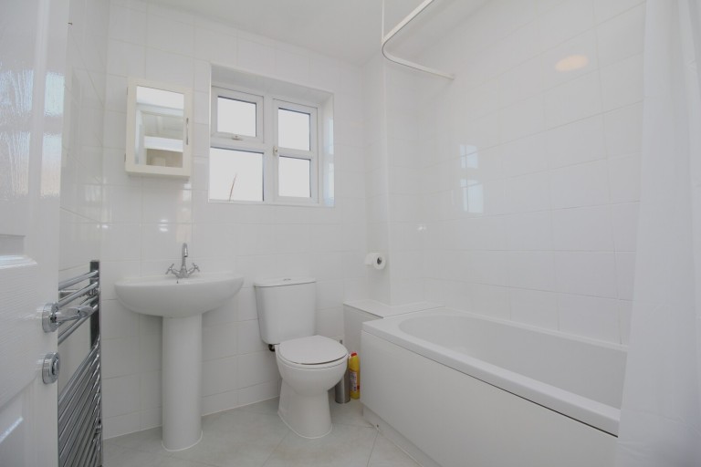 Images for Grosvenor Gardens, Billericay, Essex