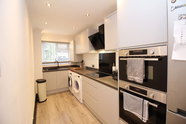 Images for St. Ediths Court, BIllericay, Essex