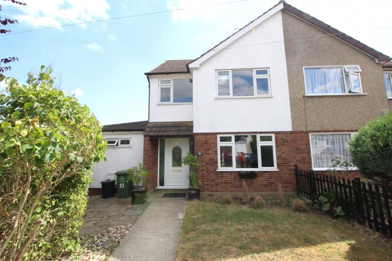 Click the photo for more details of Passingham Avenue, Billericay, Essex
