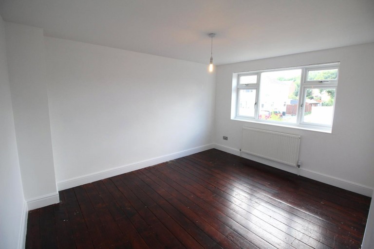 Images for Passingham Avenue, Billericay, Essex
