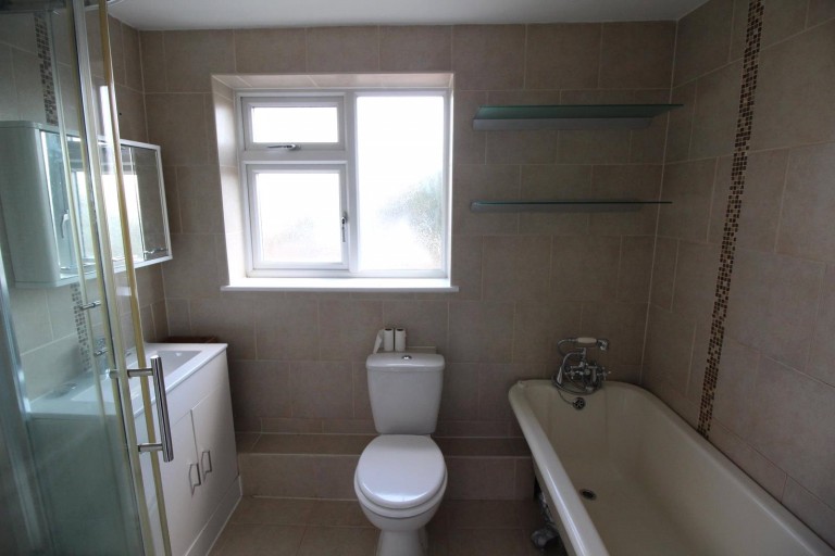 Images for Passingham Avenue, Billericay, Essex