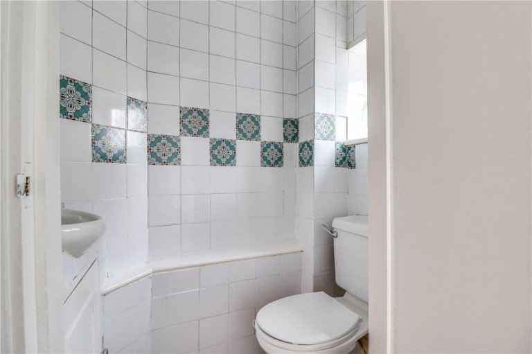 Images for New Waverley Road, Basildon, Essex