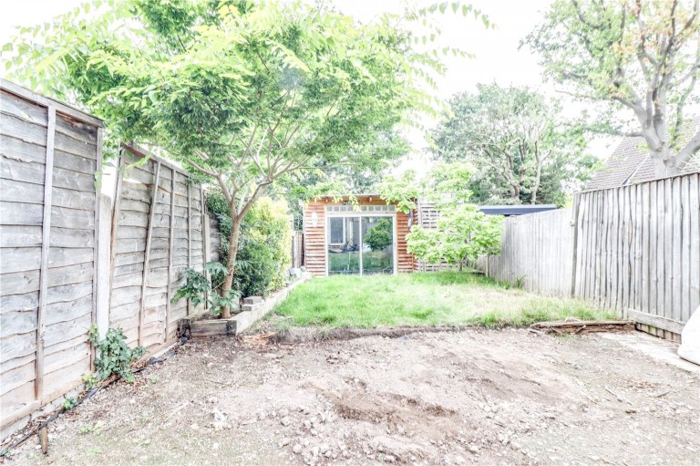 Images for New Waverley Road, Basildon, Essex