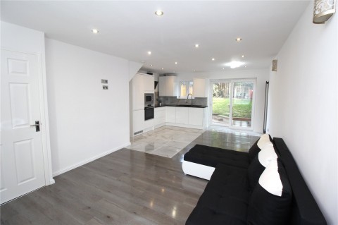 Click the photo for more details of The Foxgloves, Billericay, Essex