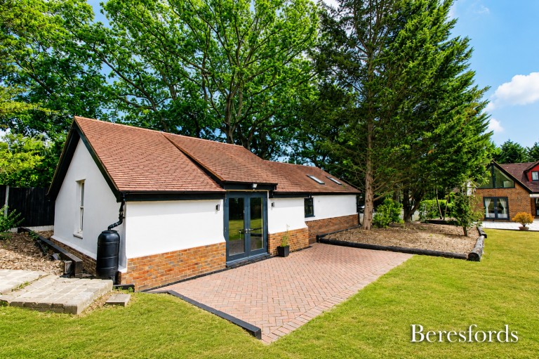 Images for Ramsden Bellhouse, Billericay, Essex