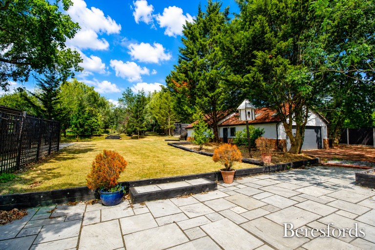 Images for Ramsden Bellhouse, Billericay, Essex