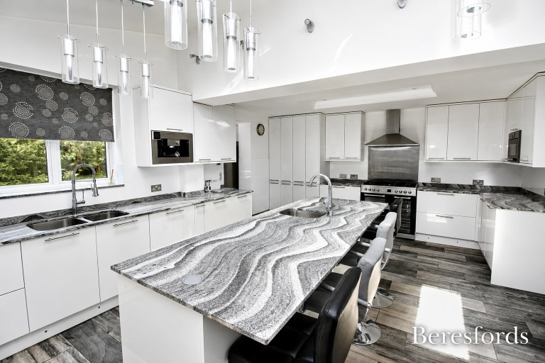 Images for Ramsden Bellhouse, Billericay, Essex