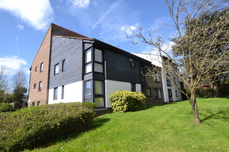 Click the photo for more details of Stock Road, Billericay, Essex