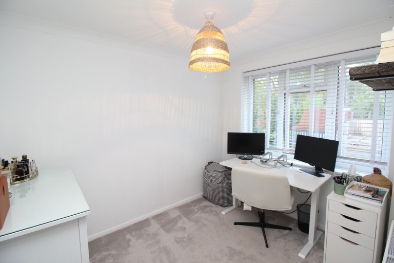 Images for Holbrook Close, Billericay, Essex