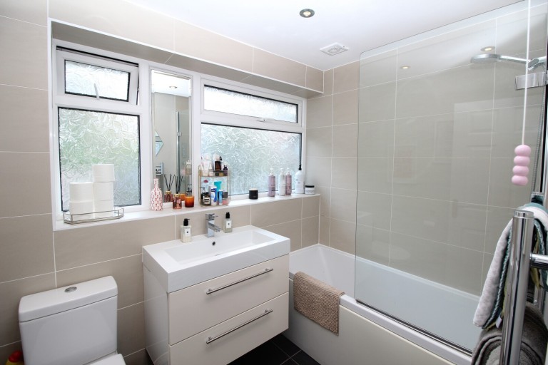 Images for Holbrook Close, Billericay, Essex