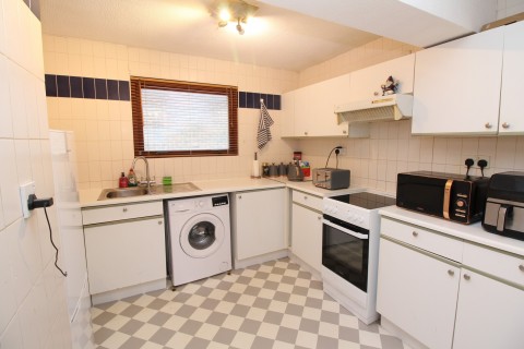 Click the photo for more details of The Pantiles, Billericay, Essex