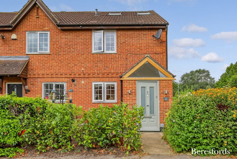 Click the photo for more details of Laindon, Basildon, Essex