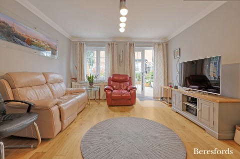 Click the photo for more details of Laindon, Basildon, Essex