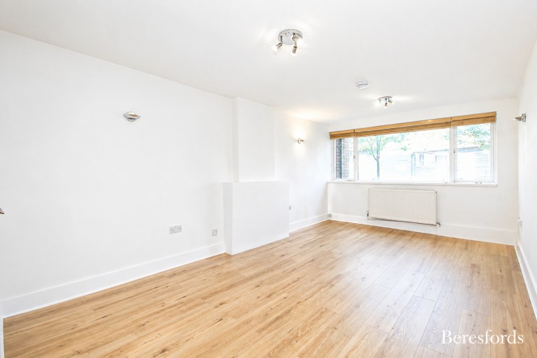 Click the photo for more details of St. Ediths Court, Billericay, Essex