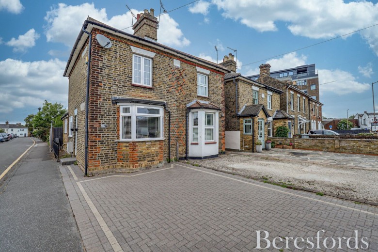 Click the photo for more details of Brentwood, Essex