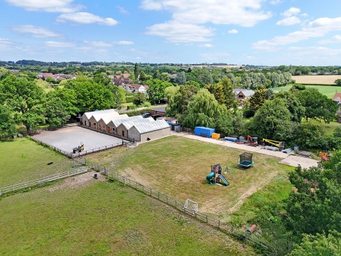 Click the photo for more details of Ramsden Bellhouse, Billericay, Essex