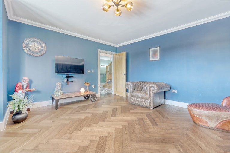 Images for Ramsden Bellhouse, Billericay, Essex