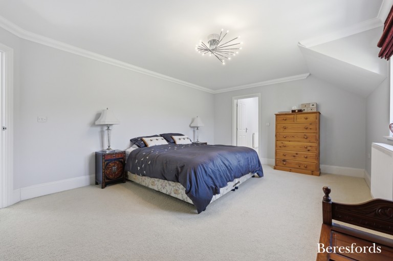 Images for Ramsden Bellhouse, Billericay, Essex