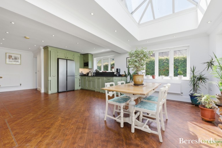 Images for Ramsden Bellhouse, Billericay, Essex