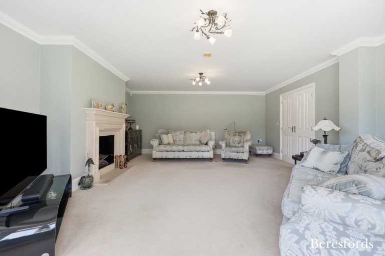 Images for Ramsden Bellhouse, Billericay, Essex