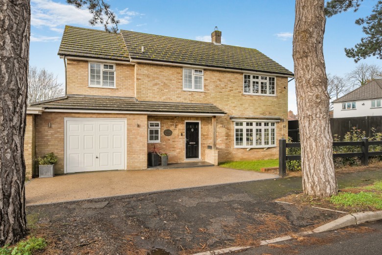 Click the photo for more details of Pine Dean, Great Bookham, Surrey