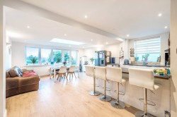 Images for Lodge Close, Fetcham, Surrey