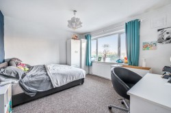 Images for Lodge Close, Fetcham, Surrey