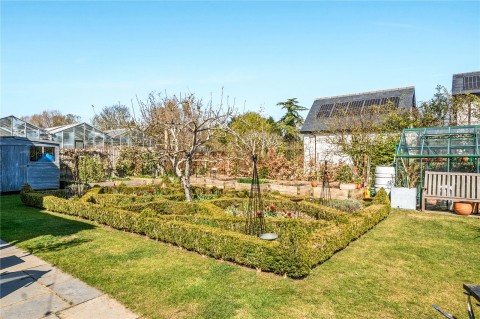 Click the photo for more details of Lower Road, Effingham, Surrey