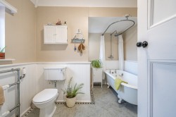 Images for Lower Road, Effingham, Surrey