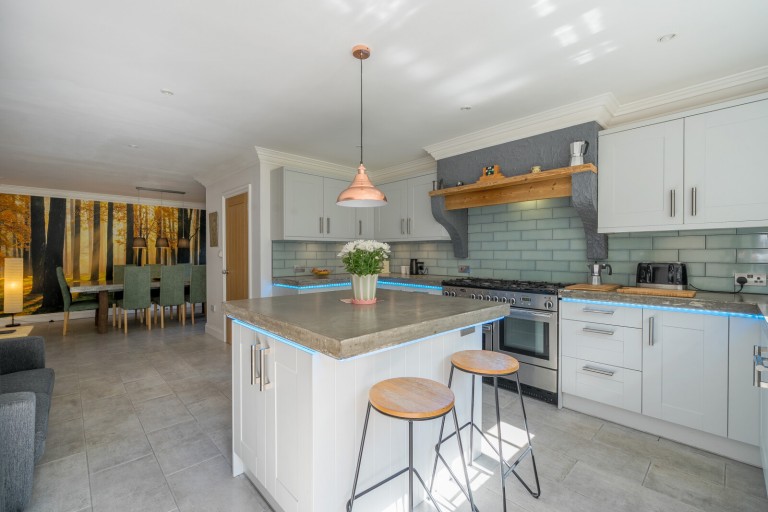 Images for The Glade, Fetcham, Surrey