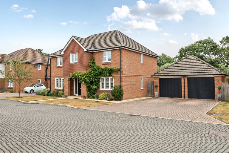 Images for River Walk, Fetcham, Surrey