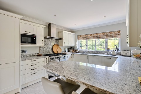 Click the photo for more details of Great Bookham, Leatherhead, Surrey