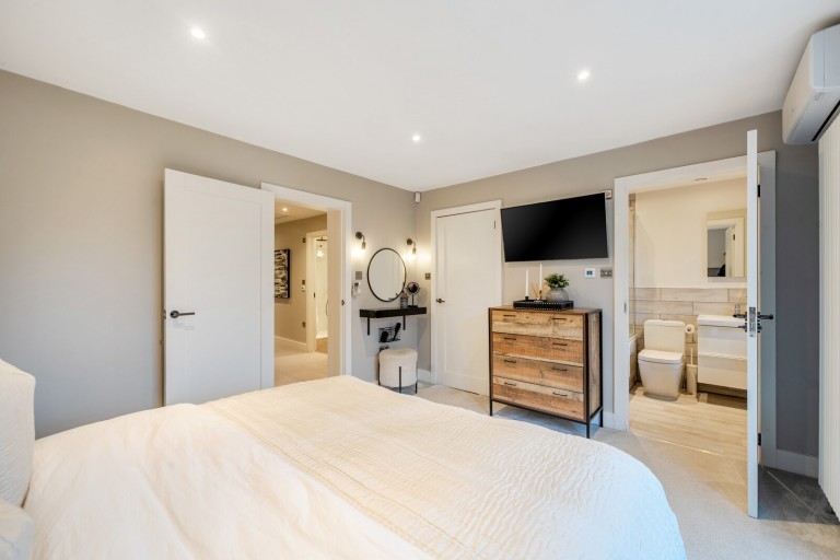 Images for Friars Orchard, Fetcham, Surrey