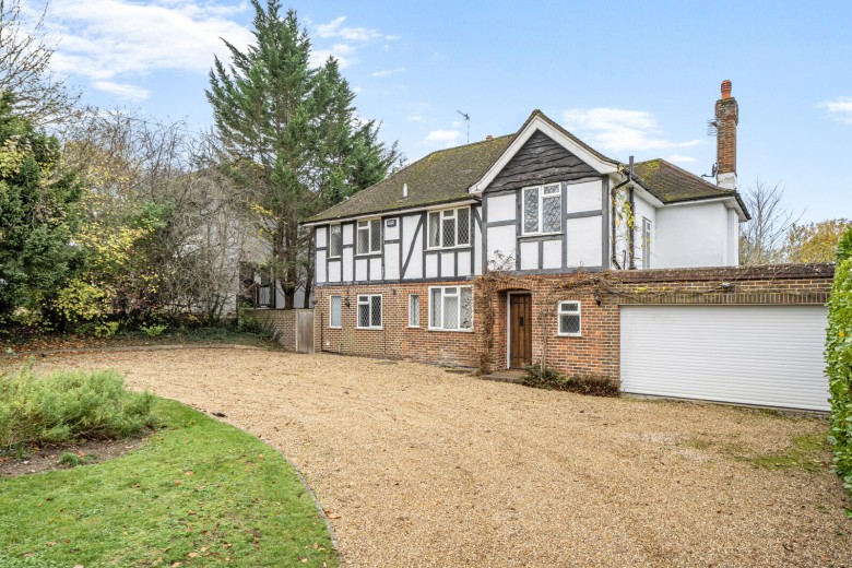 Click the photo for more details of The Ridgeway, Fetcham, Surrey