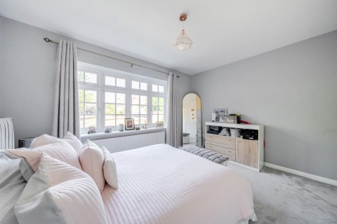 Click the photo for more details of Leatherhead, Surrey