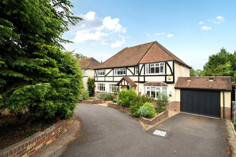 Images for Hawks Hill Close, Fetcham, Leatherhead