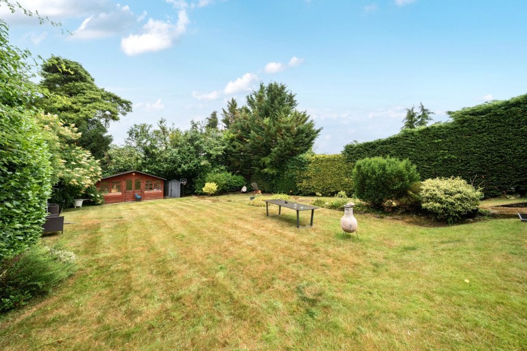 Images for Hawks Hill Close, Fetcham, Leatherhead