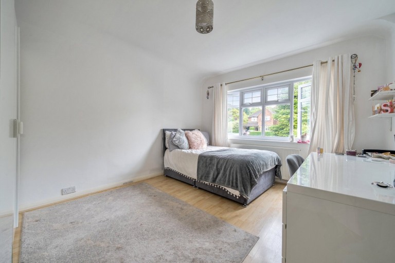 Images for Hawks Hill Close, Fetcham, Leatherhead