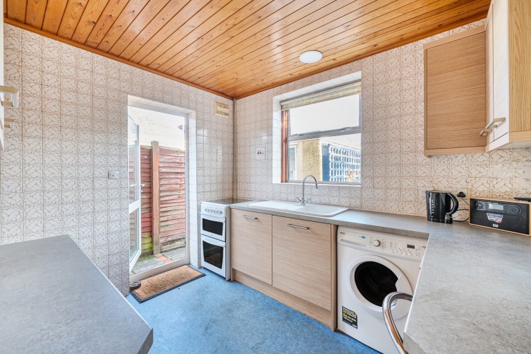 Images for Warenne Road, Fetcham, Surrey