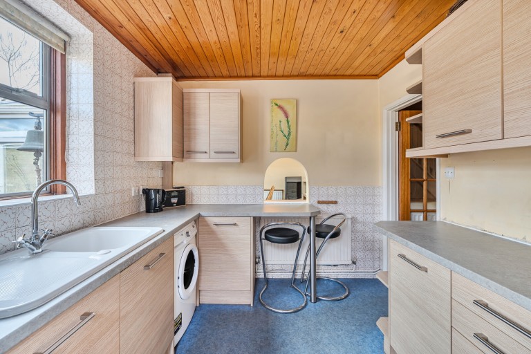 Images for Warenne Road, Fetcham, Surrey