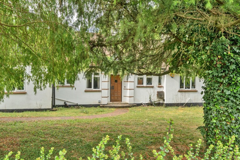 Images for Fredley Park, Mickleham, Surrey