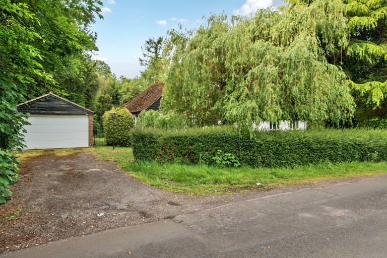 Images for Fredley Park, Mickleham, Surrey