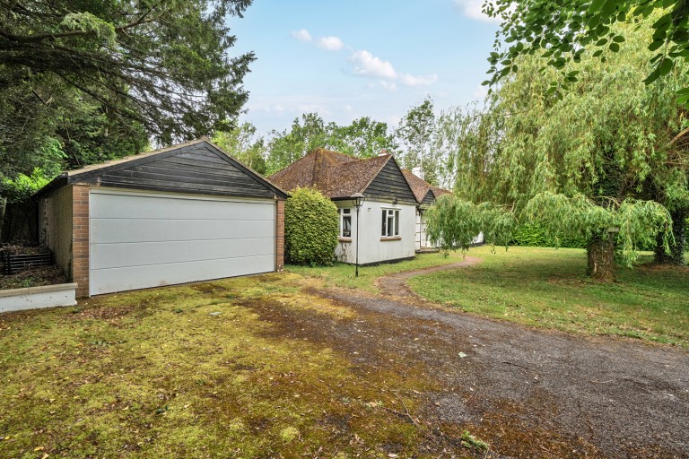 Images for Fredley Park, Mickleham, Surrey