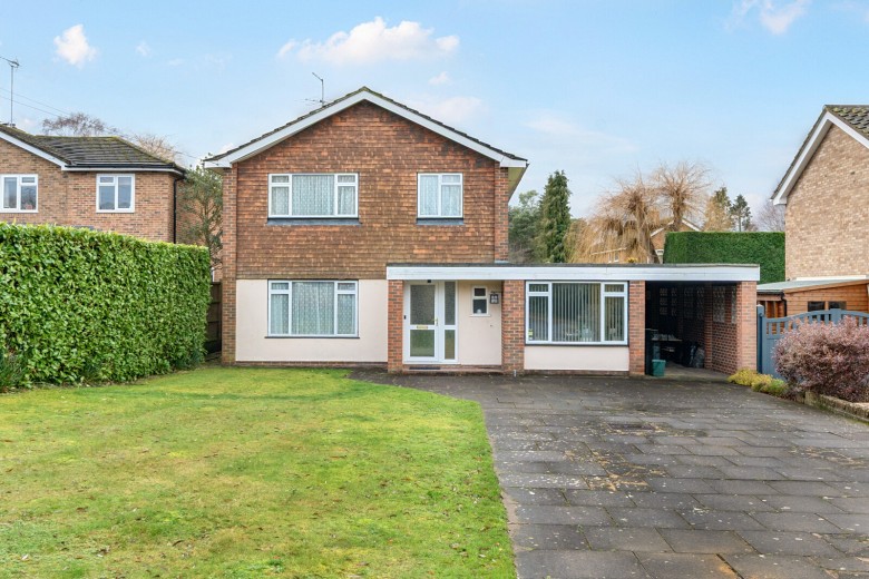 Click the photo for more details of Harecroft, Fetcham, Surrey