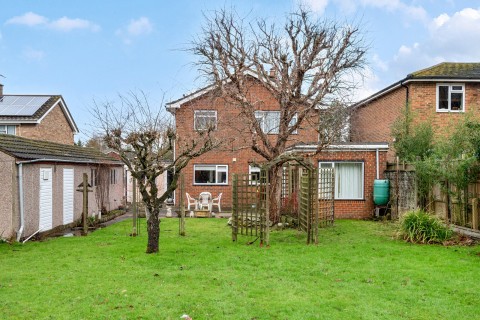 Click the photo for more details of Harecroft, Fetcham, Surrey