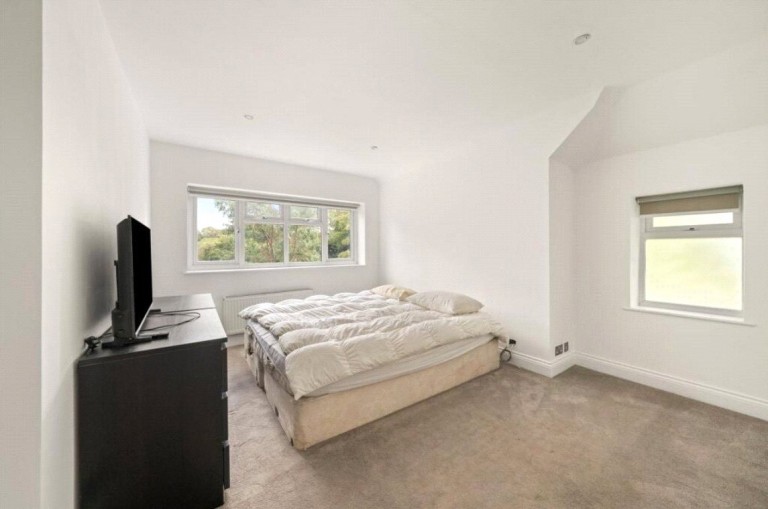 Images for Dirtham Lane, Effingham, Surrey