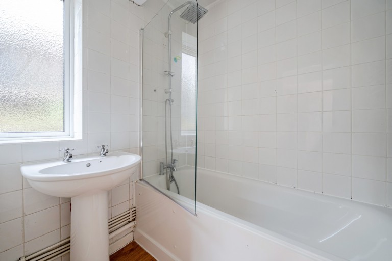 Images for Lower Kingswood, Tadworth